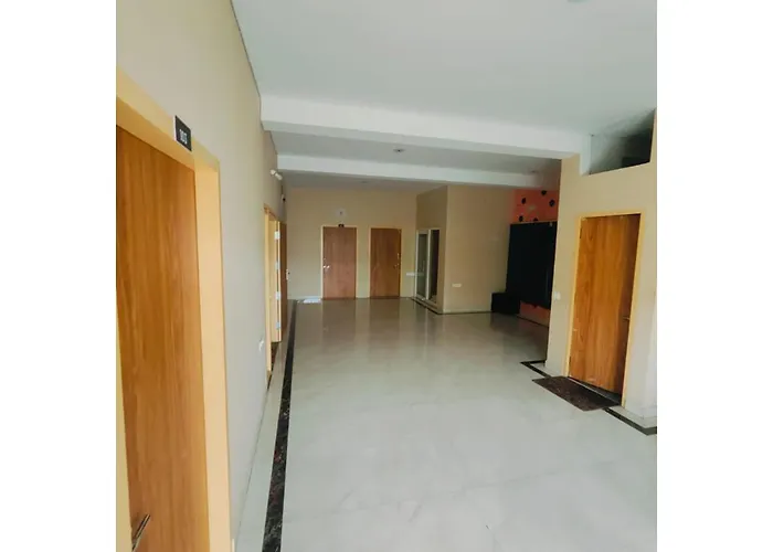Emerald Inn- Collection Of Luxury Hotels Near Hotel Vivant & Dn Regalia