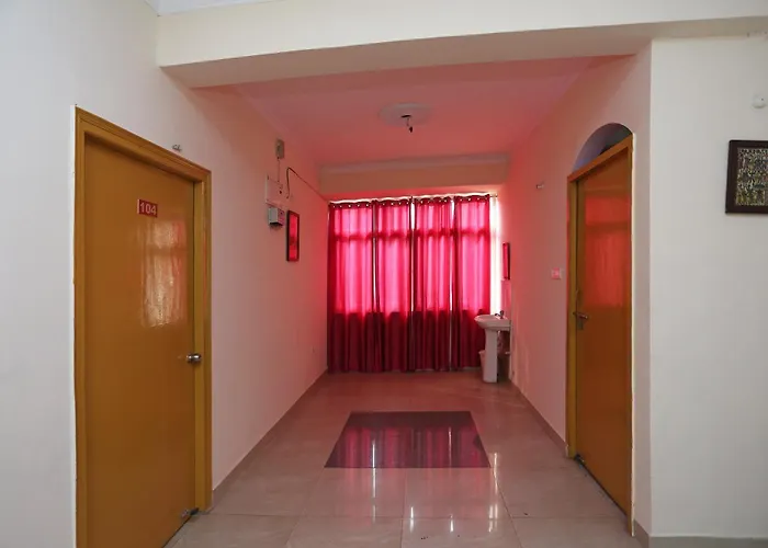 Vibrant Guest House