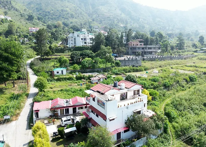 Dev Cottage And Homestay