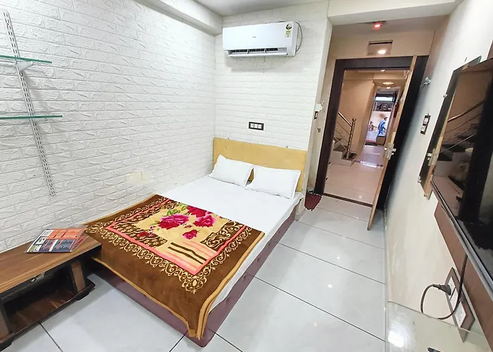 Hotel Shipra Suites