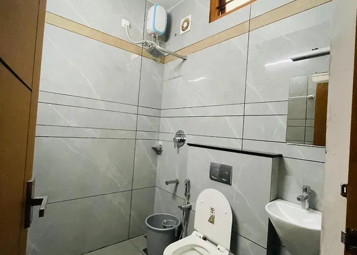 Jwel Homes Inn