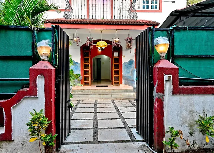 Gr Stays - 3Bhk Private Villa In Calangute With Private Jacuzzi Pool
