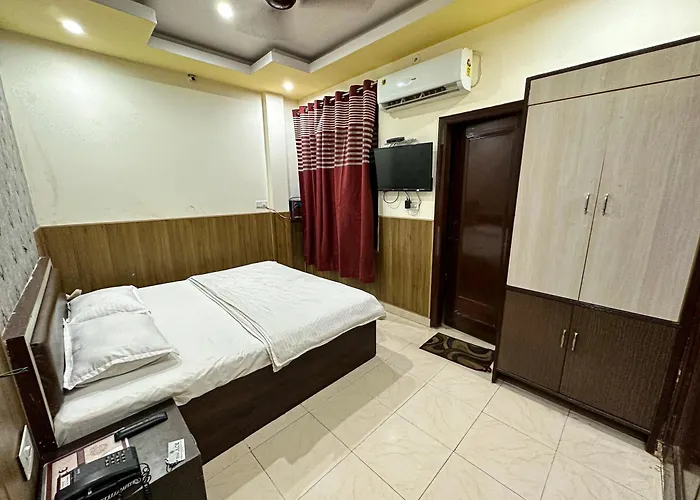 Hotel Ace