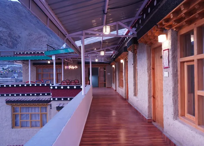 The Kaza Inn - Your Mud House Retreat