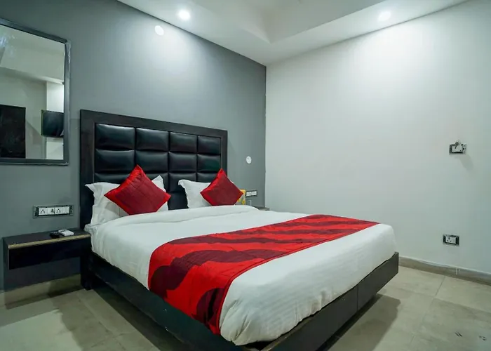 A1Rooms By Family Stay Hotel