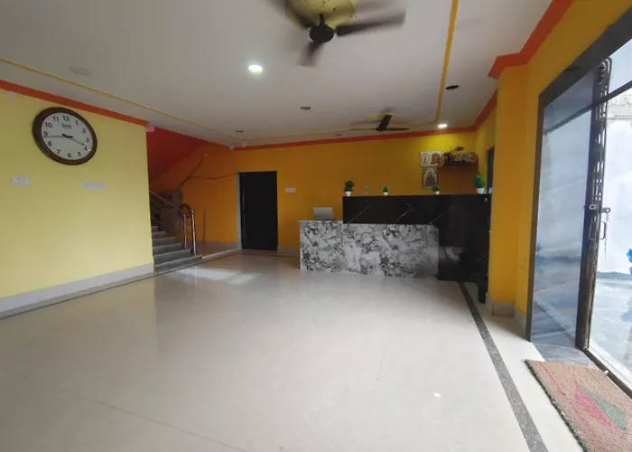 Goroomgo The Grand Empire Angul - Restrurant & Parking Facilites