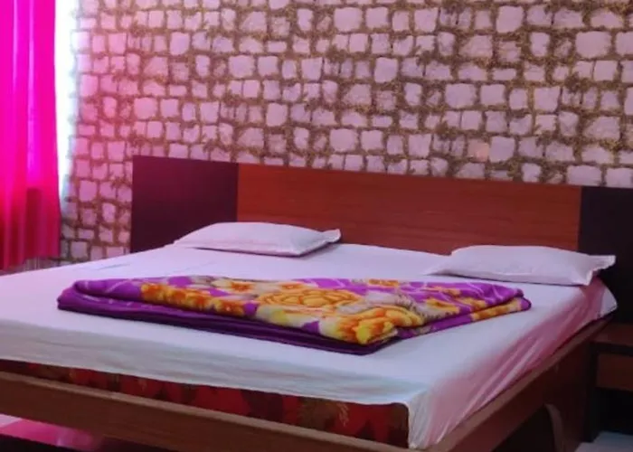 Goroomgo Gate Way Bhadrak Near Bhadrak Bus Stand - Wifi-Family Stay - Best Seller