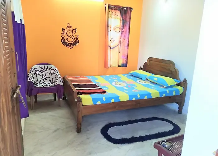 Sara Beach House Puri
