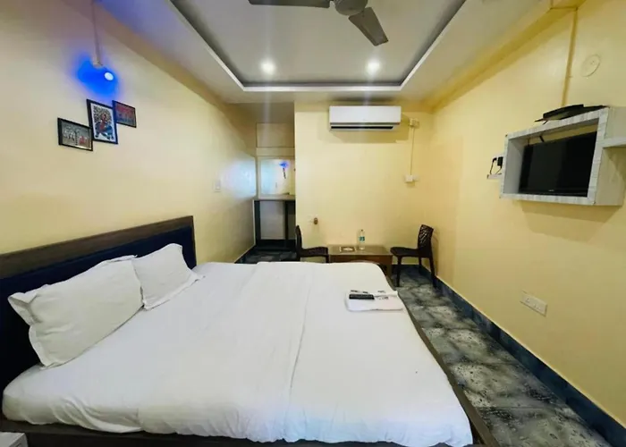 Hotel R Bangala Puri হোটেল রূপশ্রী বাংলা होटल रूपश्री बंगला Sea-View-Room And-Near-Temple Fully-Air-Conditioned-Hotel With-Wifi-Restaurant-And-Parking-Facility - Book Now
