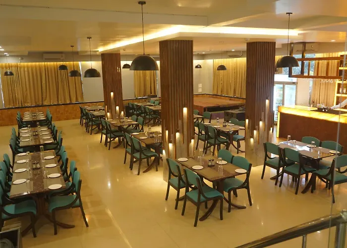 Areca Palms Hotel & Resort