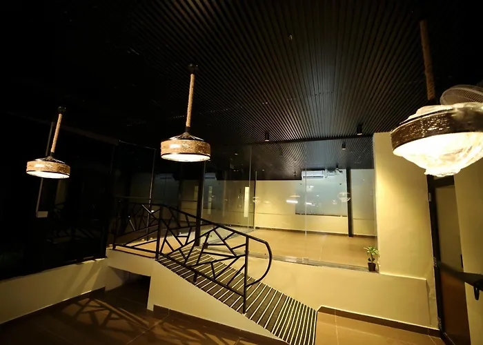 Suthanthira Stay Inn