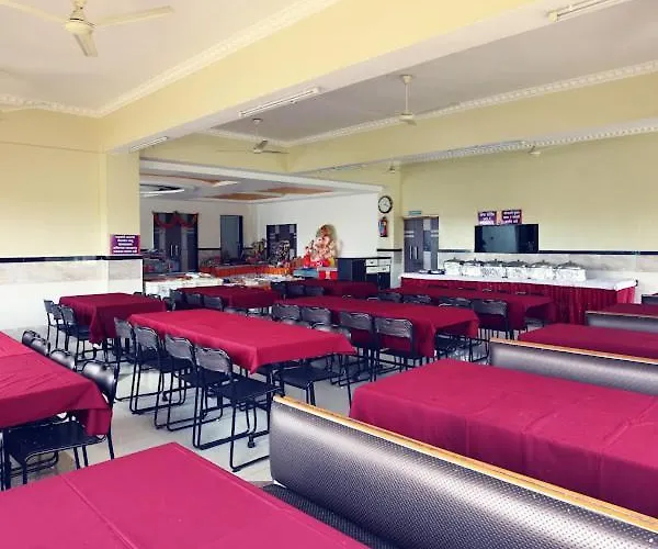 Hotel Girija,Junnar