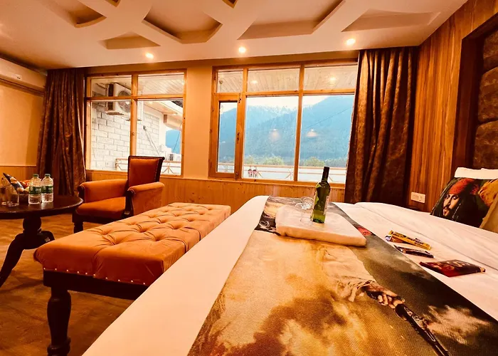 Hill River Resort By West Western -Property Of The Year 2024-25 - Central Heated & Air Cooled, Near Mall Road