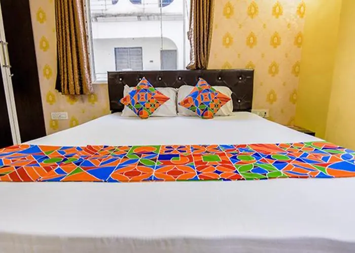 Goroomgo Anshika Inn New Town Kolkata Walking Distance, New Town Eco Park