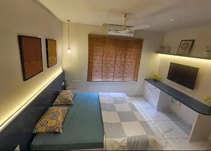 'Savitham' Luxury Flat With Swimming Pool In Trivandrum
