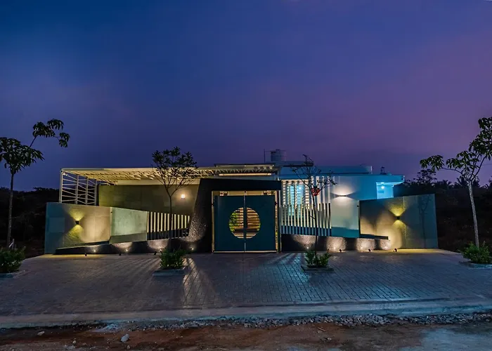 S R Spa Suites