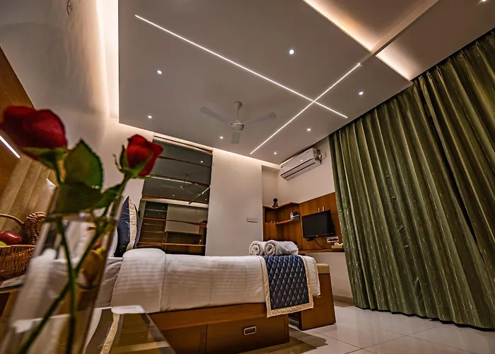S R Spa Suites