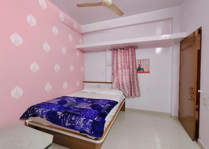 Satyam Guest House