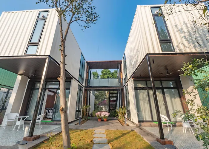 Karma Lakelands Golf Resort & Residences