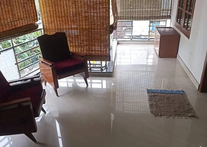 Stylishly Furnished Apartment