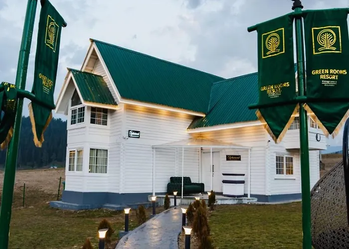 Green Rooms Resort