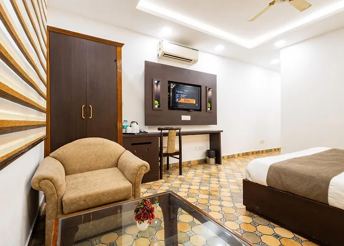 Hotel Panickers Residency - Near Ganga Ram & Blk Hospital - Karol Bagh