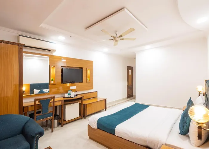 Hotel Panickers Residency - Near Ganga Ram & Blk Hospital - Karol Bagh