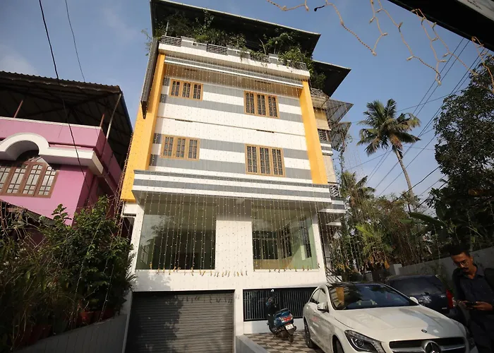 Stylishly Furnished Apartment