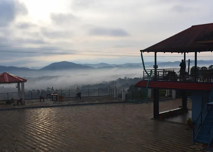 Serene Valley Koppa Hilltop Homestay
