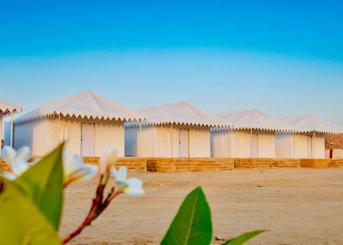 Desert Overnight Luxury Camp & Resort