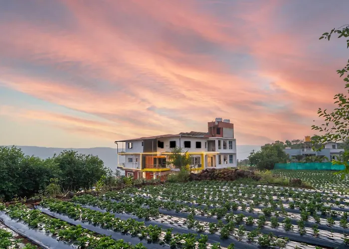 Strawberry King Resort Mahabaleshwar
