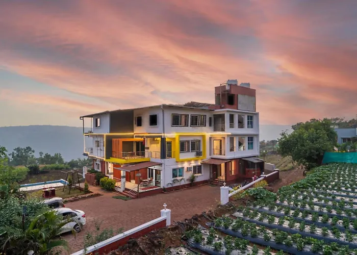 Strawberry King Resort Mahabaleshwar