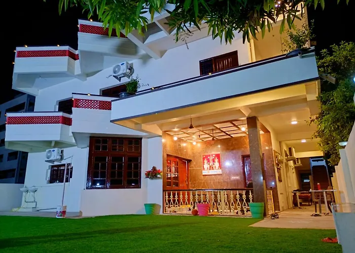 Signin Homestay 888Six6Six0628 Efs Master Bedroom