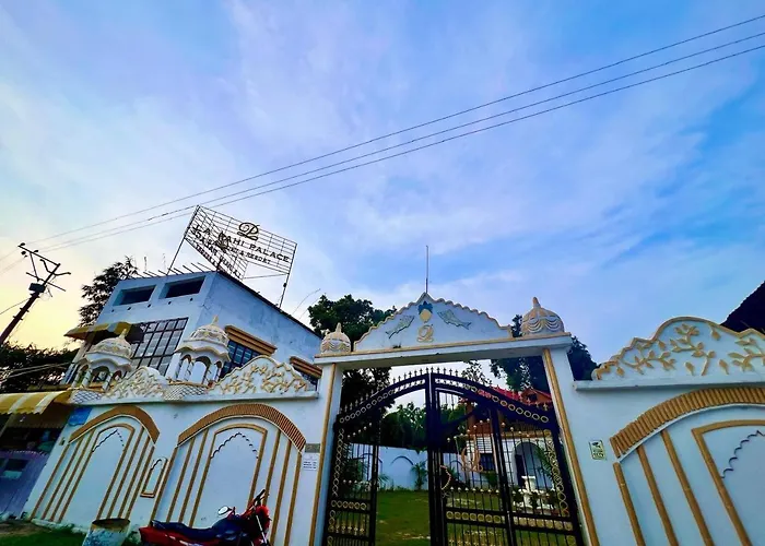 La Pahi Palace- Banquet And Resort