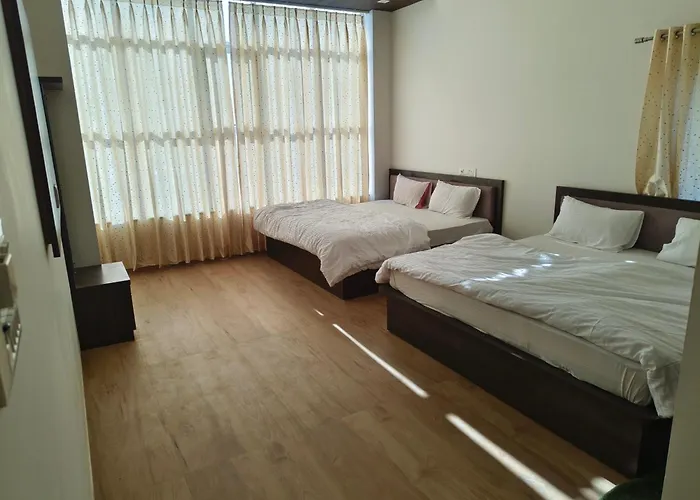 Hotel Ananya Fairview
