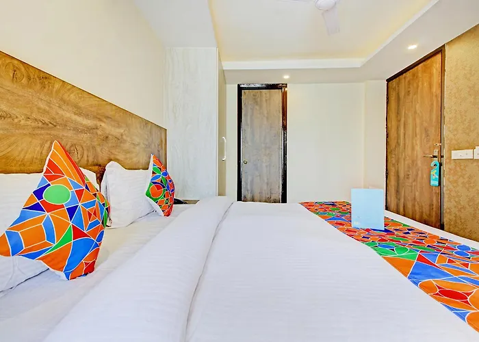 Fabhotel Soft Petals Near Millennium City Centre Gurugram