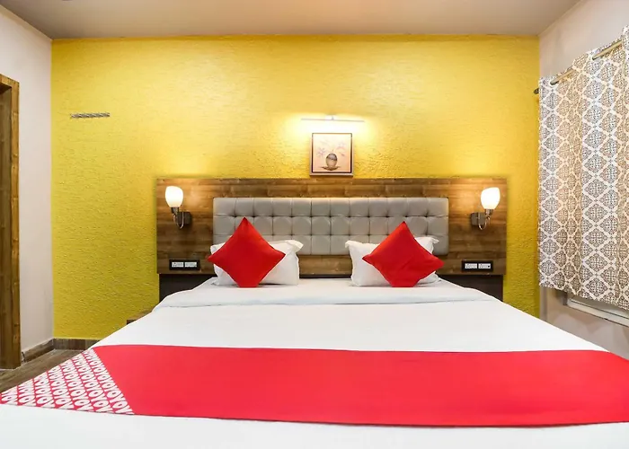 Hotel O Padma Manor