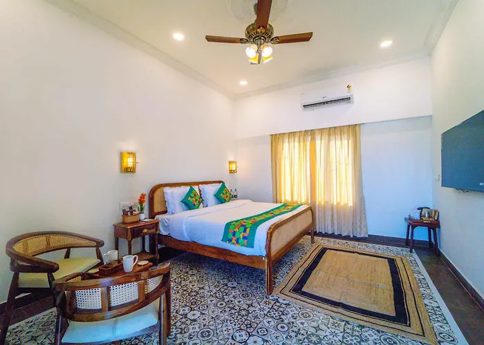 Hotel Hinduja Luxury Camp & Resort