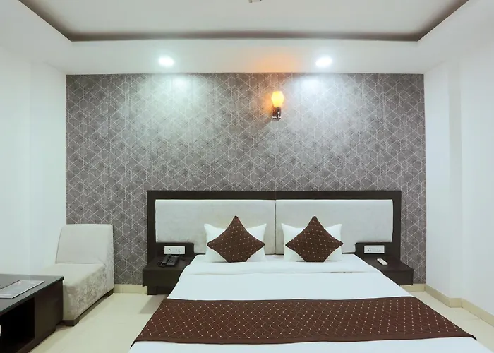 Hotel Atlantiis Suites Near Delhi Airport