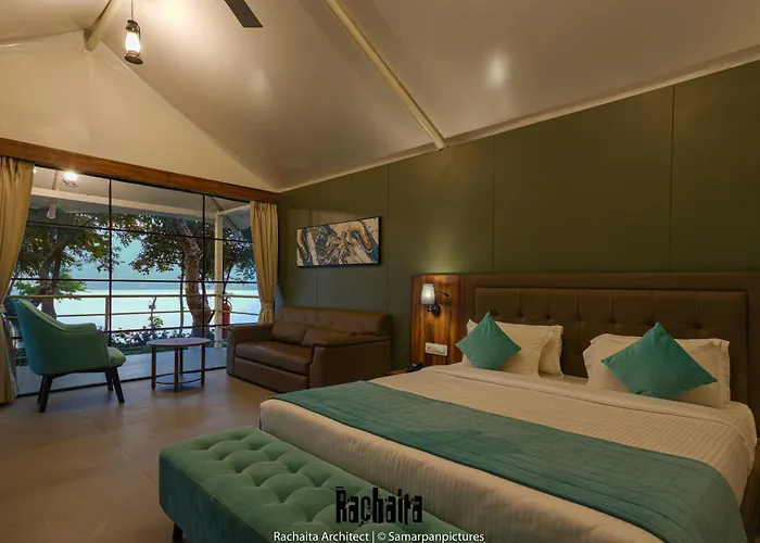White Feather Resort Kauncha