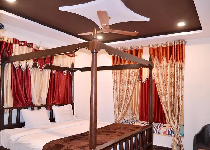 Rudraksh Hotel & Restaurant In Kumbhalgarh
