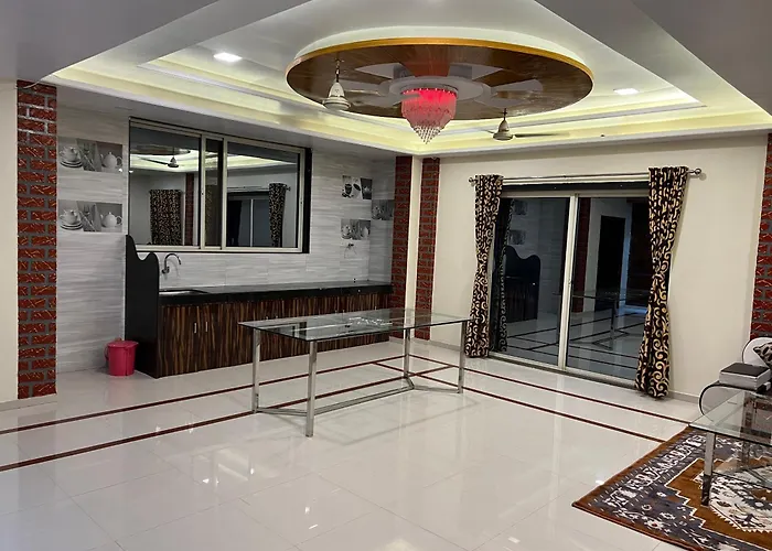 Shriyan Farmhouse