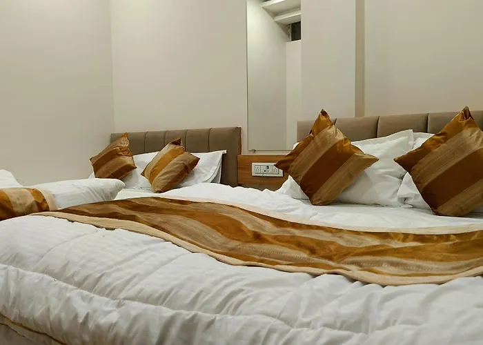 Shree Shyamraj Hotel