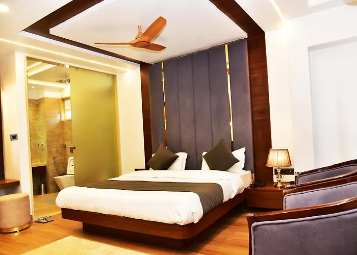 Hotel Divine Peak