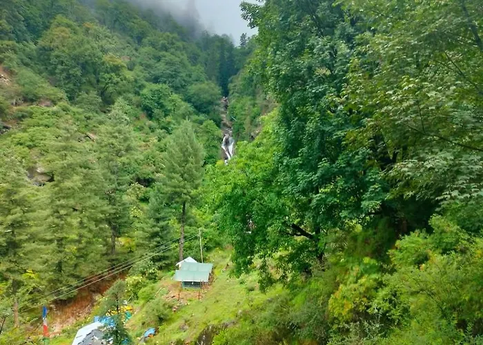 Cafe Vee Camping Point Tosh Waterfall