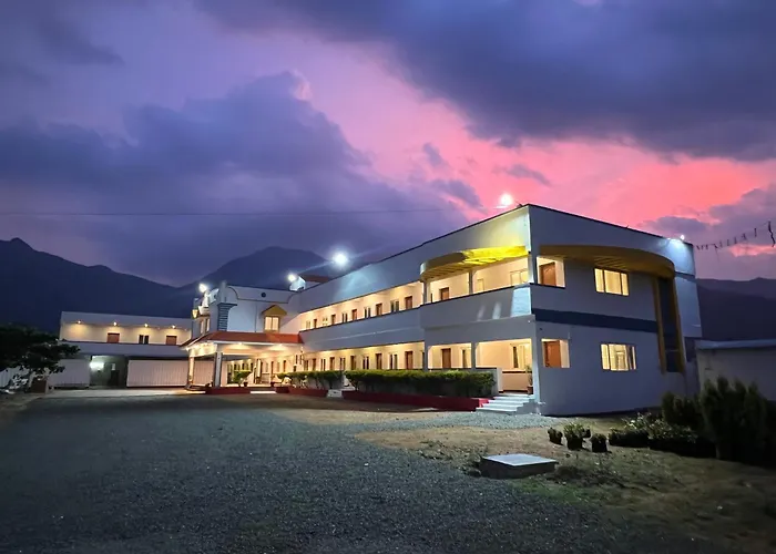 The Mount View Castle Hotels And Resorts
