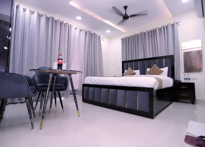 The Royal Villa - Noida Sector 70