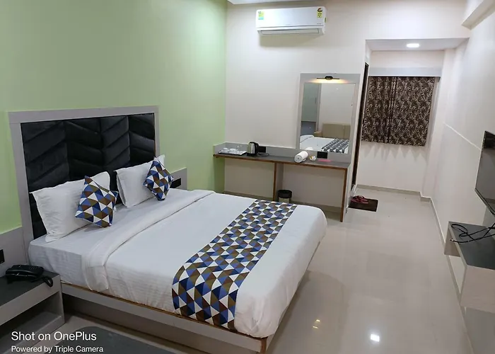 Hotel Silver Inn Sanand