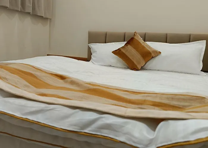 Shree Shyamraj Hotel