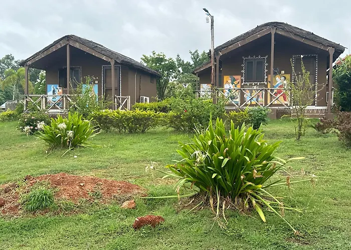 Leo Wooden Resorts